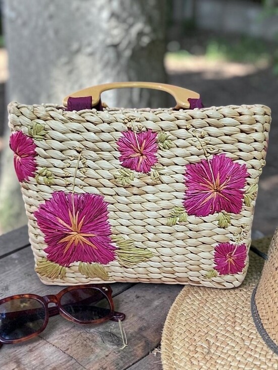 Faded Glory Handbags - Faded Glory Vintage Woven Straw Floral Tote Bag With Wood Handles
